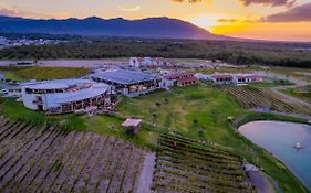 Hotel Vinicola Parvada By Lumina